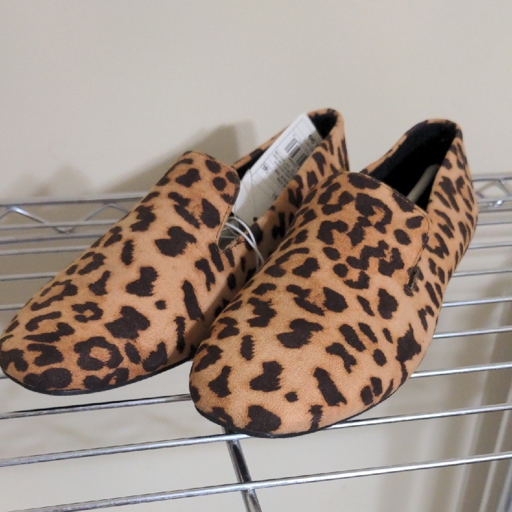 a new day Leopard Print Women's Flats - Picture 5 of 6